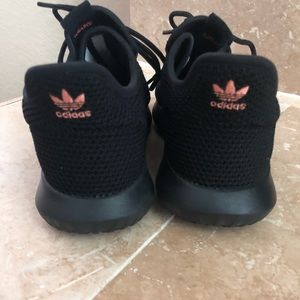 ADIDAS Tubular women’s shoes Size 9